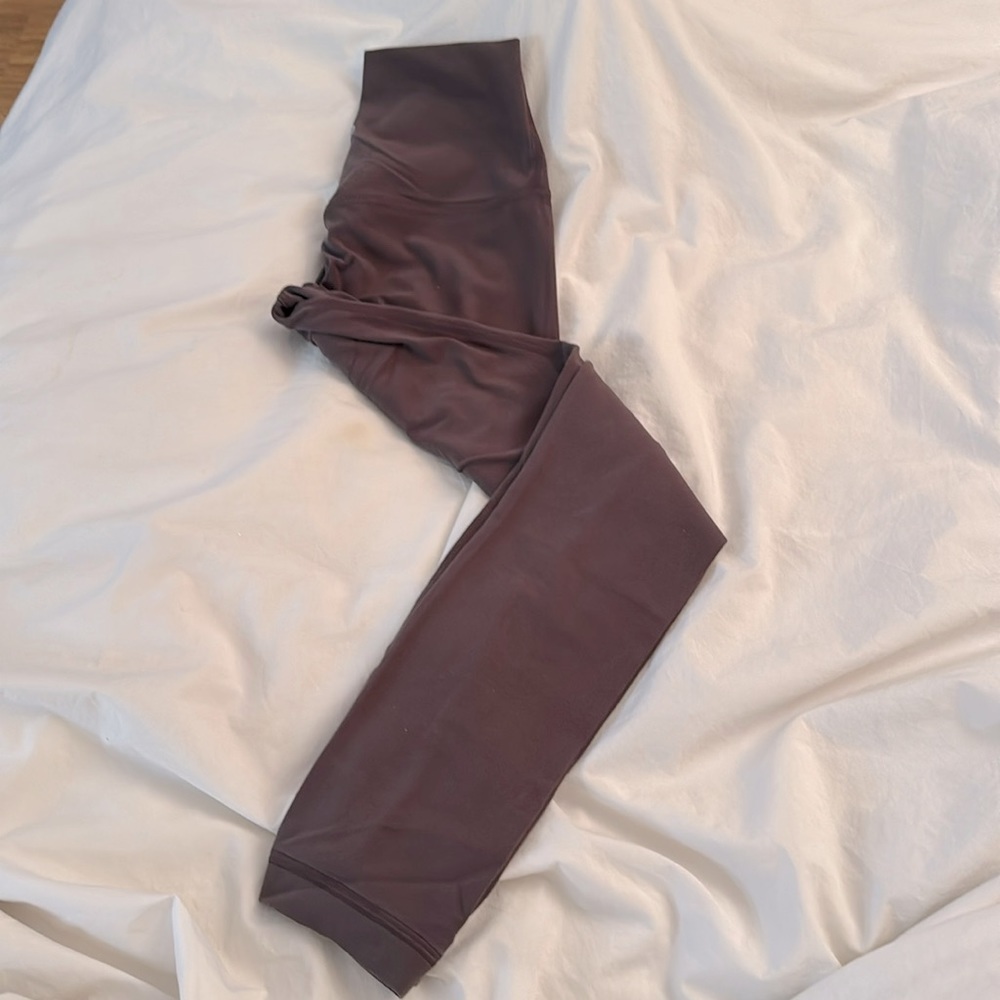 Lululemon Align 25” burgundy color size 4